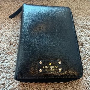 Kate Spade zip around personal organizer. With tags